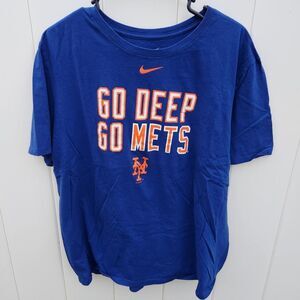 The Nike Tee Size XL Blue Orange GO DEEP METS Womens Short Sleeve Shirt